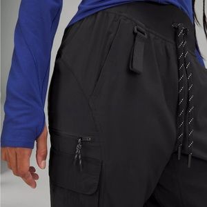 Lululemon lined pants size 6